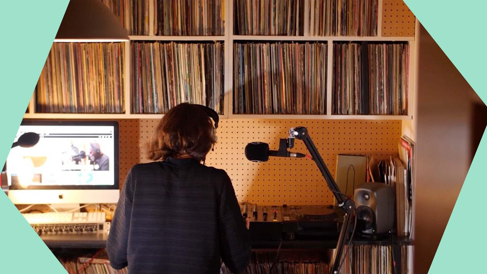 50 Best Radio Stations to Listen to Right Now Radio.co