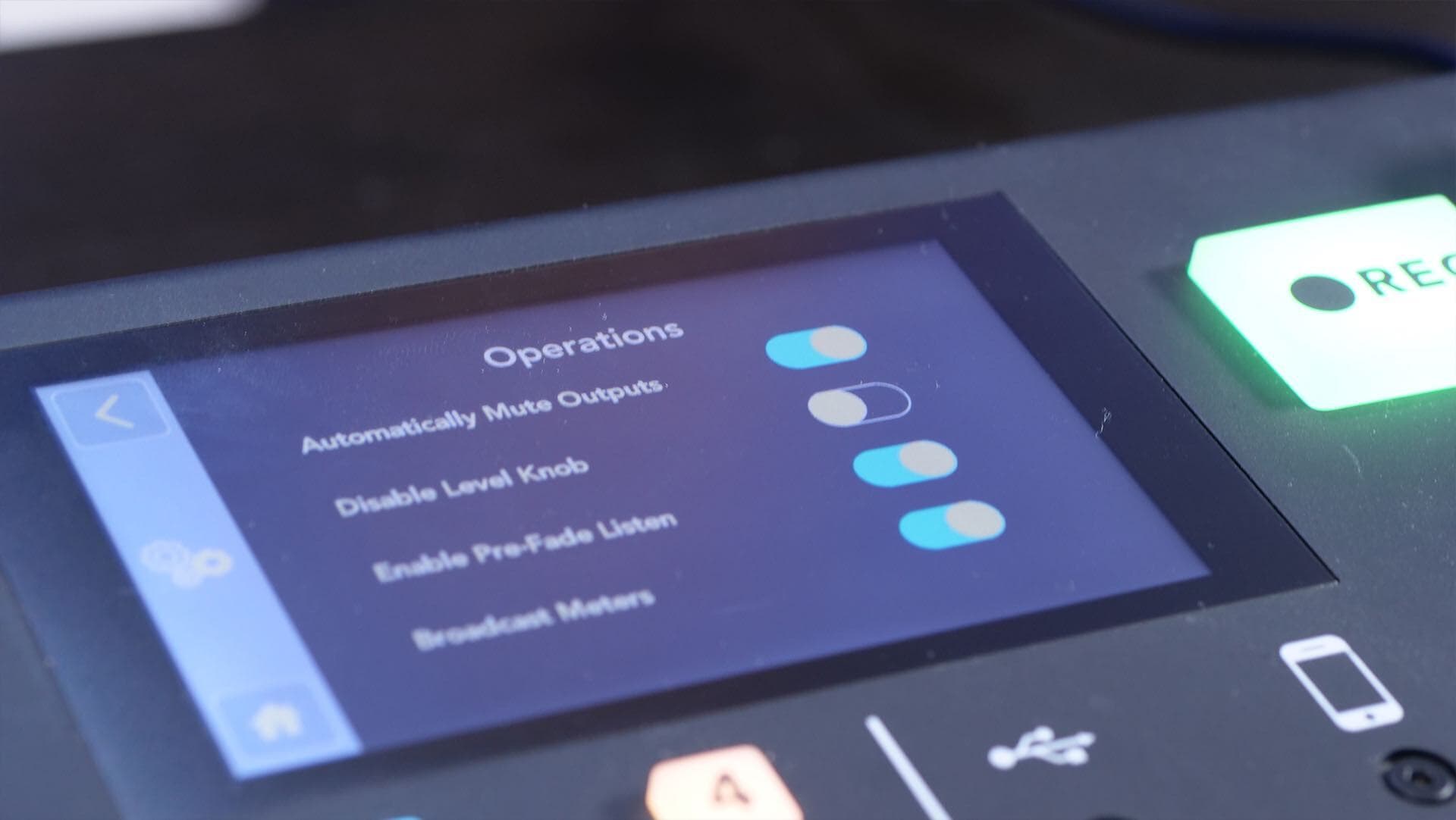 How to Broadcast Live Radio with the Rodecaster Pro Operations Settings