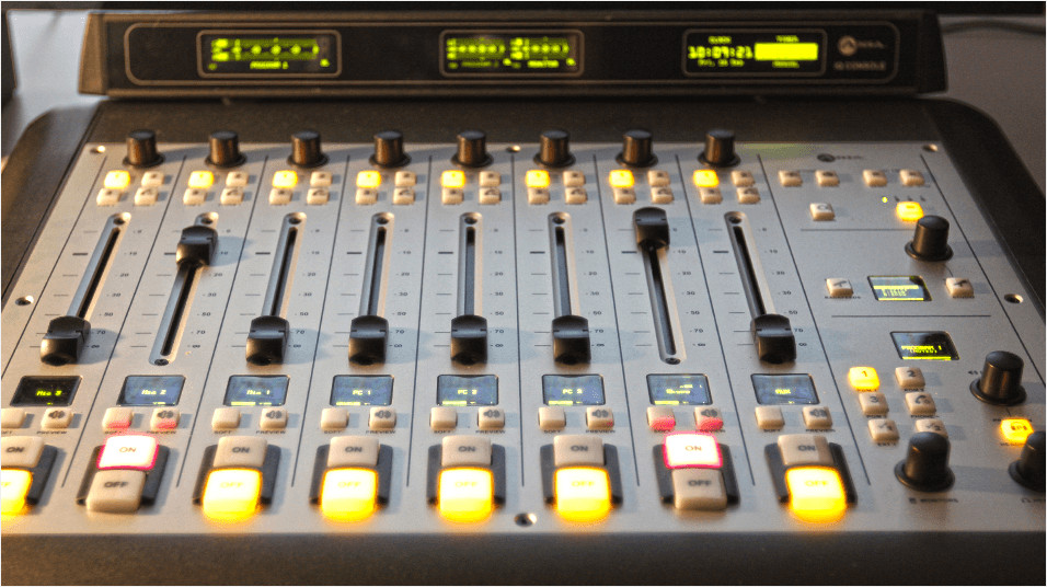 Best Broadcasting Desks You Should Know About Radio Co